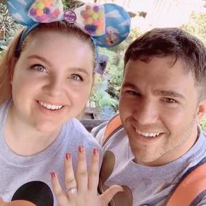 Meet your Posher, Casey